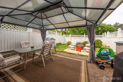 21 Knoll Court, Old Bridge Township, NJ 07747 - Photo 15