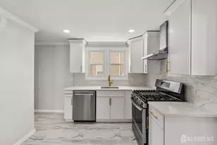 234 Old Rd, Sewaren, NJ 07077 - Photo 21