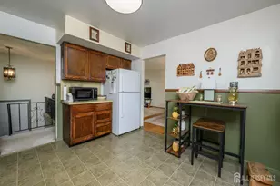6 Ash Ln, Parsippany-Troy Hills, NJ 07034 - Photo 11