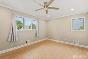 16 Venus Rd, South Amboy, NJ 08879 - Photo 9