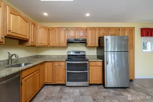 106 Throckmorton Ln, Old Bridge Township, NJ 08857 - Photo 11