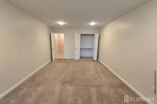 334 College Dr, Edison, NJ 08817 - Photo 3