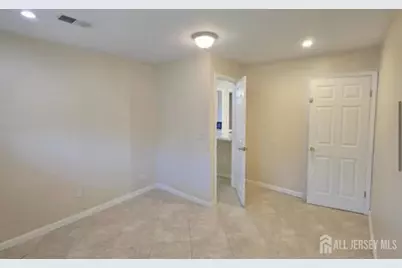 334 College Drive, Edison, NJ 08817 - Photo 7