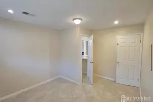 334 College Dr, Edison, NJ 08817 - Photo 7