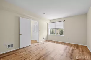 1403 Plymouth Rd, North Brunswick Township, NJ 08902 - Photo 11