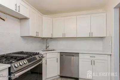 1101 Stoneridge Circle, Helmetta, NJ 08828 - Photo 5