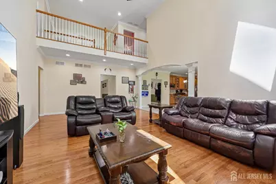 6 Willow Drive, Edison, NJ 08820 - Photo 9