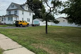 109 Tompkins Ave, South Plainfield, NJ 07080 - Photo 3