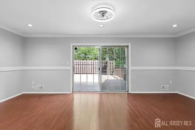 45 Astor Court, Sayreville, NJ 08872 - Photo 11