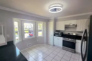 45 Astor Ct, Sayreville, NJ 08872 - Photo 13