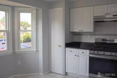 45 Astor Court, Sayreville, NJ 08872 - Photo 11