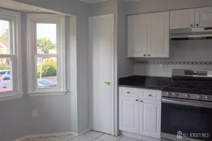45 Astor Ct, Sayreville, NJ 08872 - Photo 11