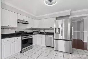 45 Astor Ct, Sayreville, NJ 08872 - Photo 9