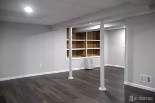 45 Astor Ct, Sayreville, NJ 08872 - Photo 23