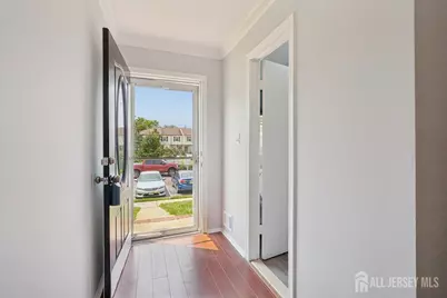 45 Astor Court, Sayreville, NJ 08872 - Photo 3
