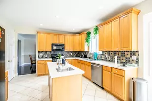 29 Vocisano Ct, Piscataway Township, NJ 08854 - Photo 13