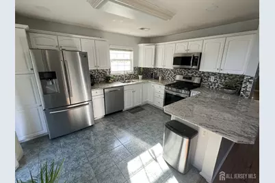 301 Park Knoll, South Brunswick Township, NJ 08540 - Photo 9