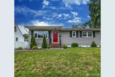 31 Woodview Avenue, Fords, NJ 08863 - Photo 1