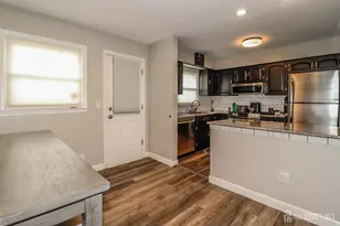 31 Woodview Ave, Fords, NJ 08863 - Photo 7