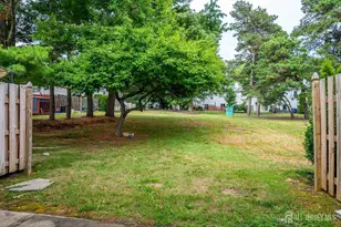 822 Darlington Dr, Old Bridge Township, NJ 08857 - Photo 25