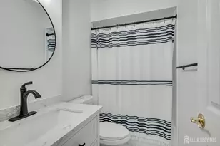 822 Darlington Dr, Old Bridge Township, NJ 08857 - Photo 19