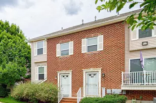 518 Great Beds Ct, Perth Amboy, NJ 08861 - Photo 1