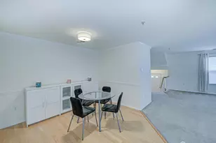 518 Great Beds Ct, Perth Amboy, NJ 08861 - Photo 9