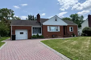 19 South Dr, East Brunswick Township, NJ 08816 - Photo 3