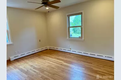 19 South Drive, East Brunswick Township, NJ 08816 - Photo 13