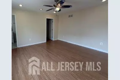 10 Park Square, Metuchen, NJ 08840 - Photo 11