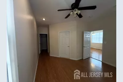 10 Park Square, Metuchen, NJ 08840 - Photo 9
