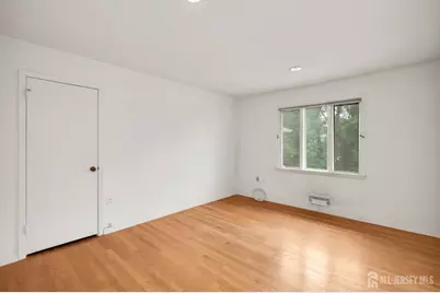 [Address not provided], Piscataway Township, NJ 08854 - Photo 19
