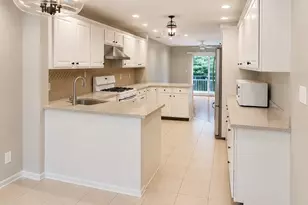 141 Coburn Rd, Pennington, NJ 08534 - Photo 11