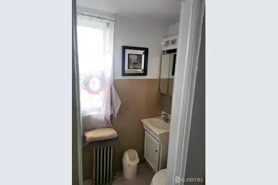 640 Elizabeth Street, Perth Amboy, NJ 08861 - Photo 21