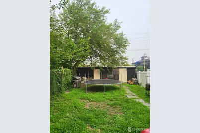 640 Elizabeth Street, Perth Amboy, NJ 08861 - Photo 5