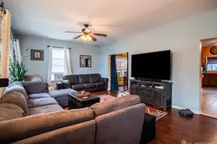 30 James St, South River, NJ 08882 - Photo 3