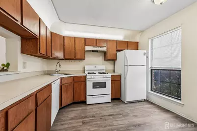 289 Bromley Place, East Brunswick Township, NJ 08816 - Photo 7