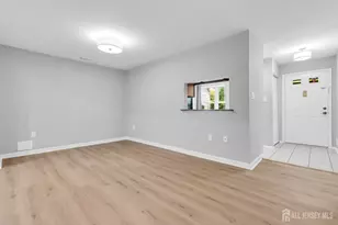 269 Constitution Cir, North Brunswick Township, NJ 08902 - Photo 7
