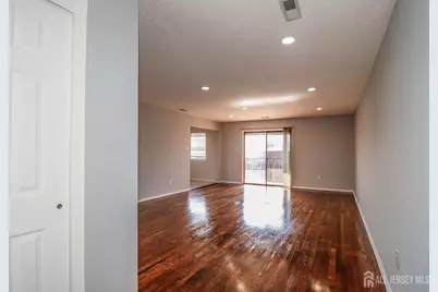 312 Edison Glen Terrace, Edison, NJ 08837 - Photo 3