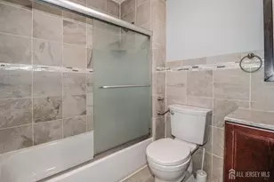 312 Edison Glen Terrace, Edison, NJ 08837 - Photo 11