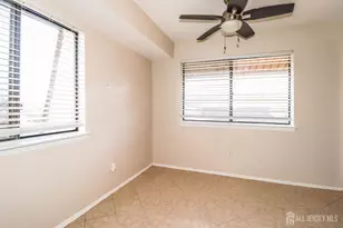 312 Edison Glen Terrace, Edison, NJ 08837 - Photo 9