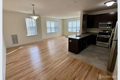 88 Roosevelt Avenue #421, Carteret, NJ 07008 - Photo 5