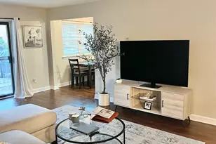 614 Sharon Garden Ct, Woodbridge Township, NJ 07095 - Photo 3