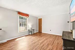 16 Avenue B, Helmetta, NJ 08828 - Photo 5