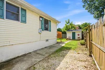 16 Avenue B, Helmetta, NJ 08828 - Photo 23