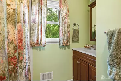 39 McFadden Drive, Monroe Township, NJ 08831 - Photo 15