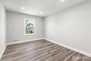 10 Begonia Ct, Sayreville, NJ 08872 - Photo 25