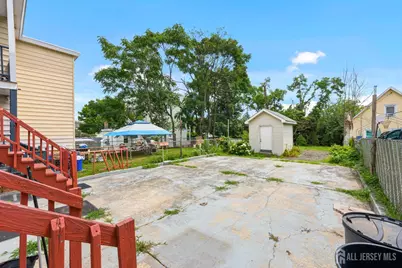 724 Charles Street, Perth Amboy, NJ 08861 - Photo 5
