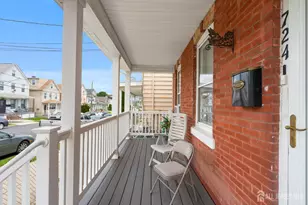 724 Charles St, Perth Amboy, NJ 08861 - Photo 3