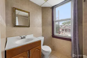 724 Charles St, Perth Amboy, NJ 08861 - Photo 33